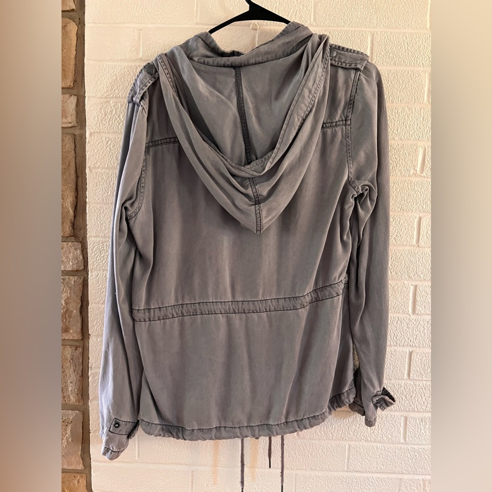 Grey light jacket - Picture 2 of 3
